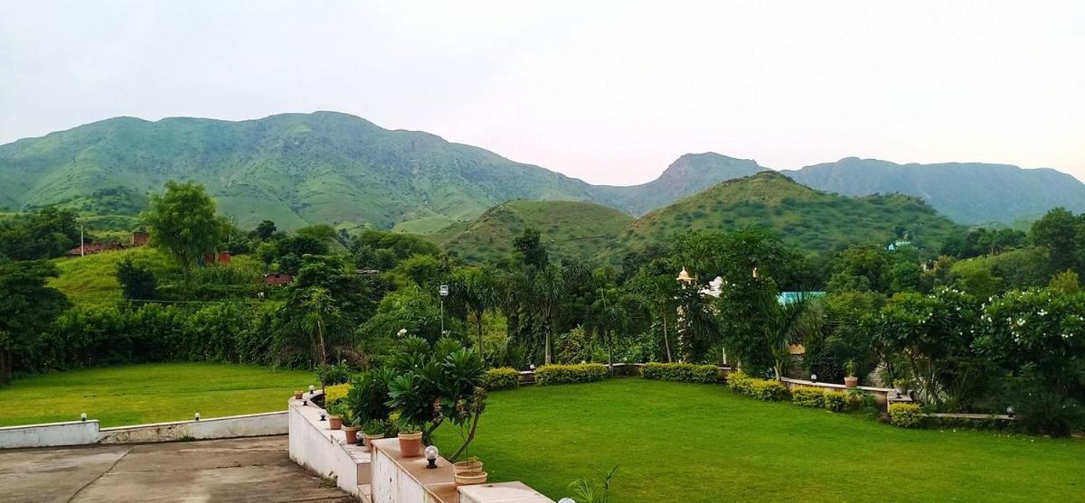 Meera Valley Resort By Nexottel Udaipur Exterior photo